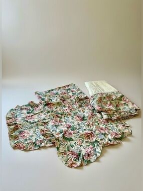 Vintage Mauve Cabbage Rose Floral Bedding Set - Shams, Valance & Queen Bedskirt